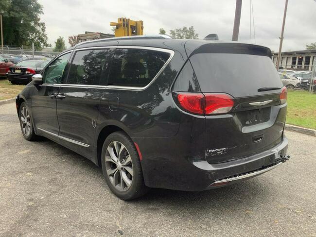 Chrysler Pacifica 2017, 3.6L, Limited, po opłatach