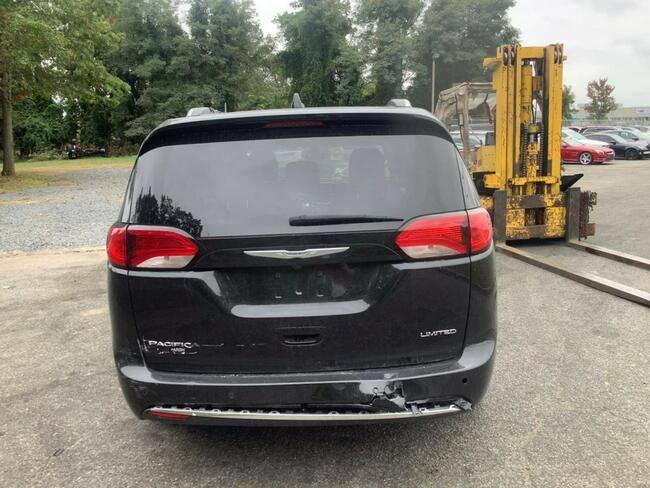 Chrysler Pacifica 2017, 3.6L, Limited, po opłatach