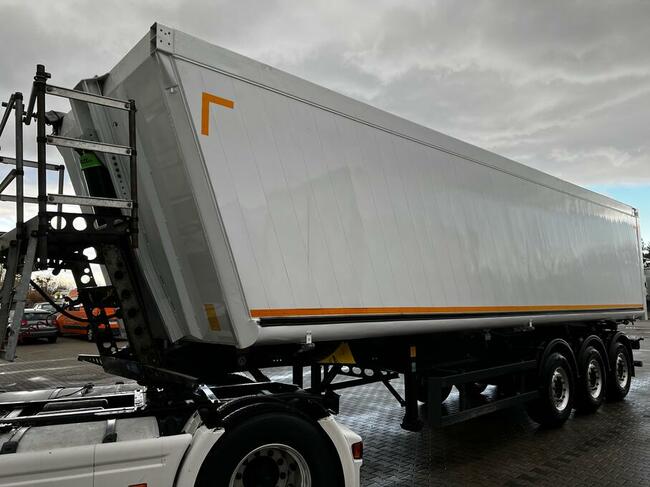 SCHMITZ wywrotka 50 m3 WYNAJEM