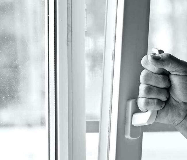 Oszczędzaj na ogrzewaniu wymiana uszczelek w oknach serwis