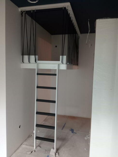 łóżka na antresoli