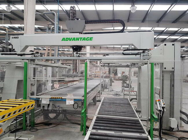 Automatyczna Przelotowa Linia Do Frezowania Wiercenia BIESSE