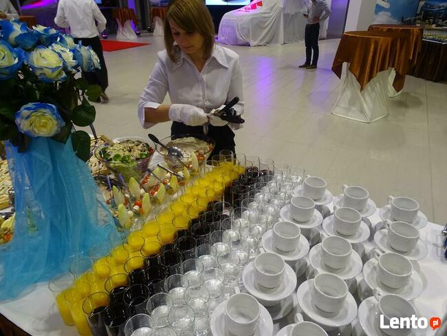 Catering Imprezy okolicznościowe pod namiotem Grill Piknik