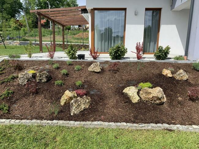 Ogrodnik usługi ogrodnicze Niepołomice Kraków Wieliczka