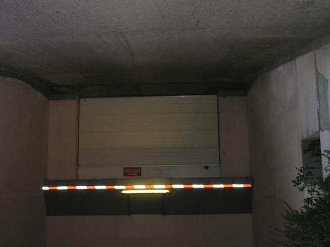 GARAZ, WROCLAW, Komandorska 53, DACHBUD