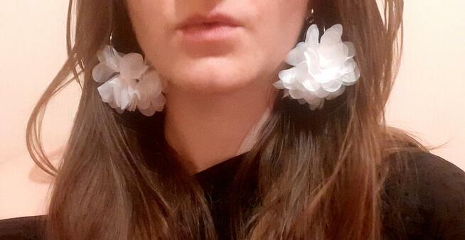 Kolczyki ślubne, białe kwiaty, kolczyki koła boho