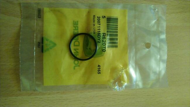 R62070 oring pierścień uszczelniający John Deere oryginał