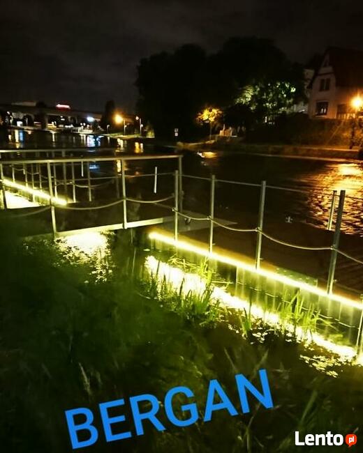 Pomost pływający na pływakach pomosty