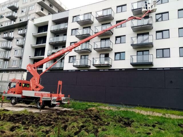 Wynajem podnośników koszowych 70m-45m-30m 4x4 -27m-22m