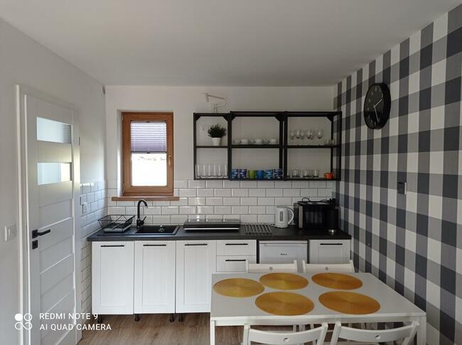 Domki / Apartamenty nad morzem -- Ustronie Morskie --