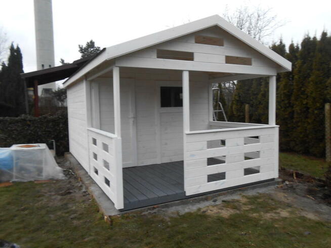 Domek ogrodowy , działkowy z tarasem 5 na 3 m