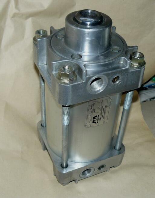 Siłownik pneumatyczny MECMAN 166 (125 mm / 100 mm) NOWY