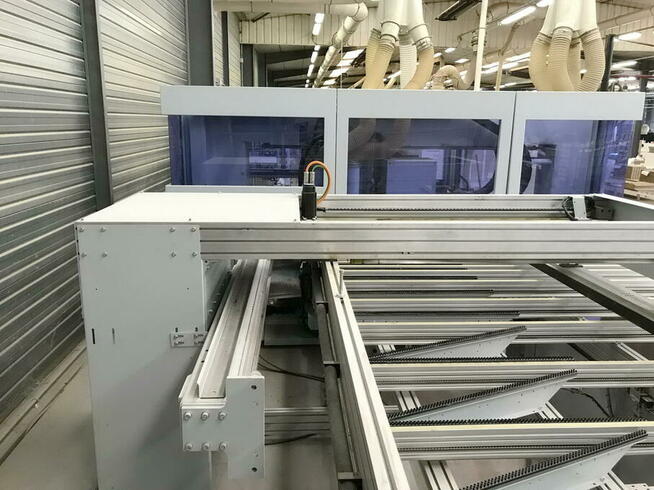 Wiertarka CNC, Centrum Obróbcze HOMAG WEEKE BHX 500