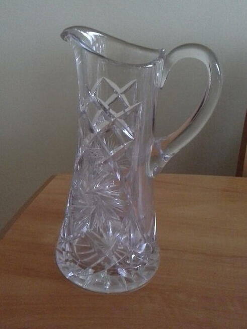 Dzbanek krysztalowy