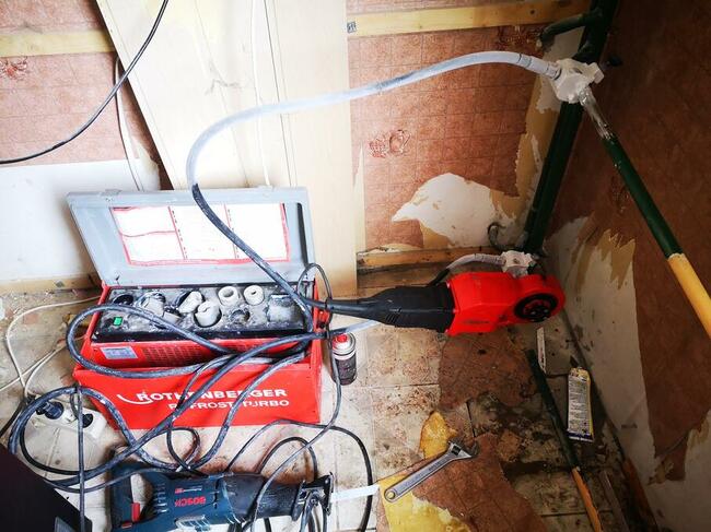 Wymiana grzejników, kaloryferów | zamrażanie | Spawanie rur