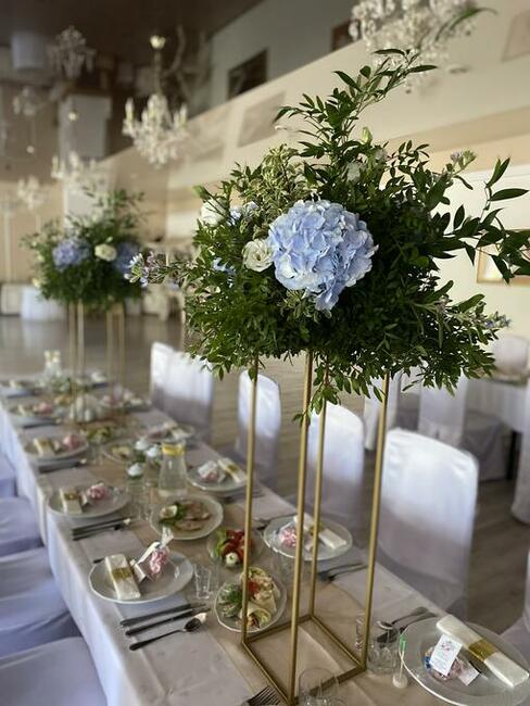 PROMOCJA 10+2 GRATIS Złote geometryczne stojaki na kwiaty