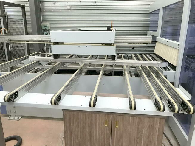 Wiertarka CNC, Centrum Obróbcze HOMAG WEEKE BHX 500