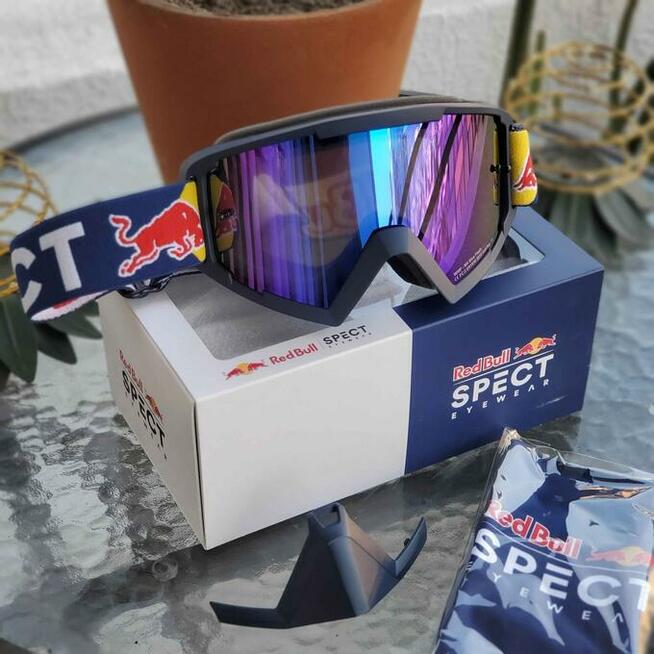 nowe gogle narciarskie firmy red bull sprzedam cena 190zł