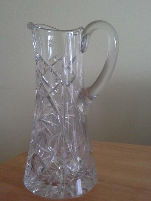 Dzbanek krysztalowy