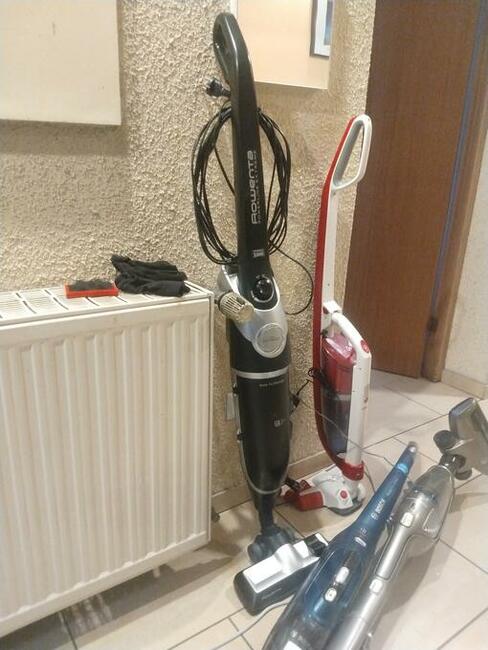 Odkurzacze przewodowe bezprzewodowe roboty sprzątające mopy