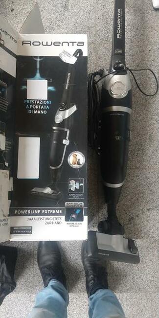 Odkurzacze przewodowe bezprzewodowe roboty sprzątające mopy