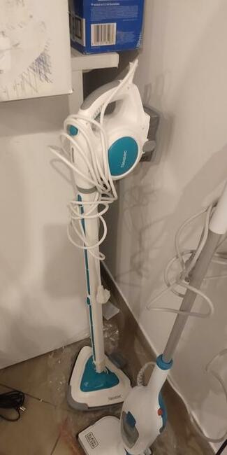 Odkurzacze przewodowe bezprzewodowe roboty sprzątające mopy