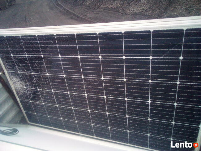 Panele fotowoltaiczne uszkodzone