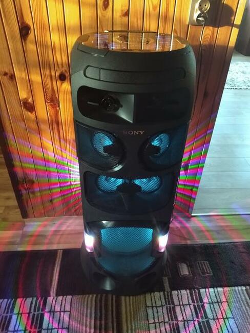 ZOSTAŃ DJ - oświetlenie nagłośnienie - wynajem SONY impreza