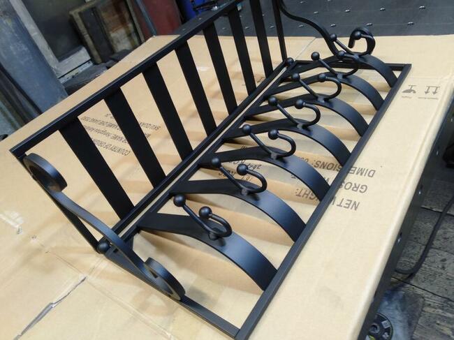 Wieszak do przedpokoju Belsoo