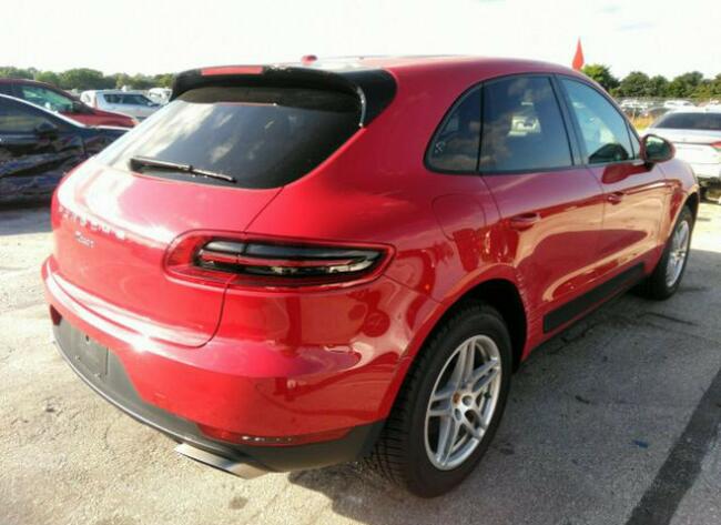 Porsche Macan 2018, 2.0L, 4x4, od ubezpieczalni