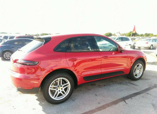 Porsche Macan 2018, 2.0L, 4x4, od ubezpieczalni