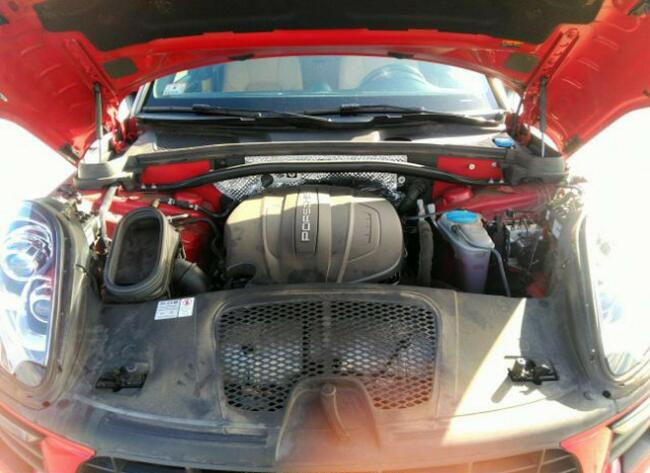 Porsche Macan 2018, 2.0L, 4x4, od ubezpieczalni