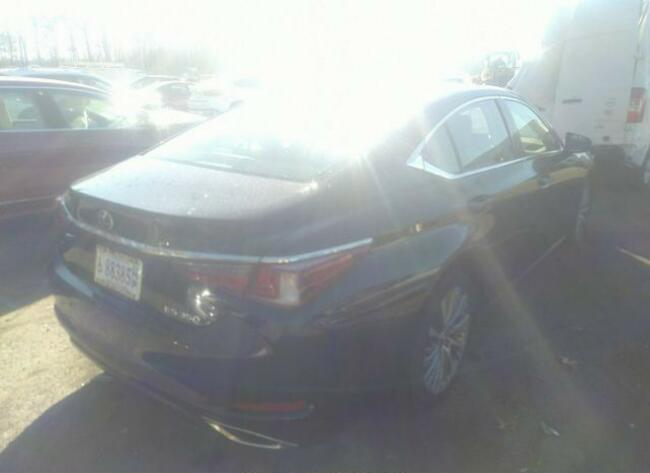 Lexus ES350 2019, 3.2L, po kradzieży