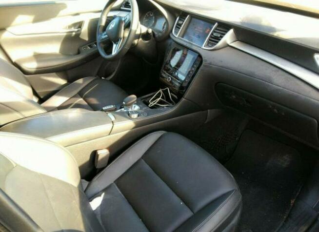Infiniti QX50 2021, 2.0L, 4x4, od ubezpieczalni