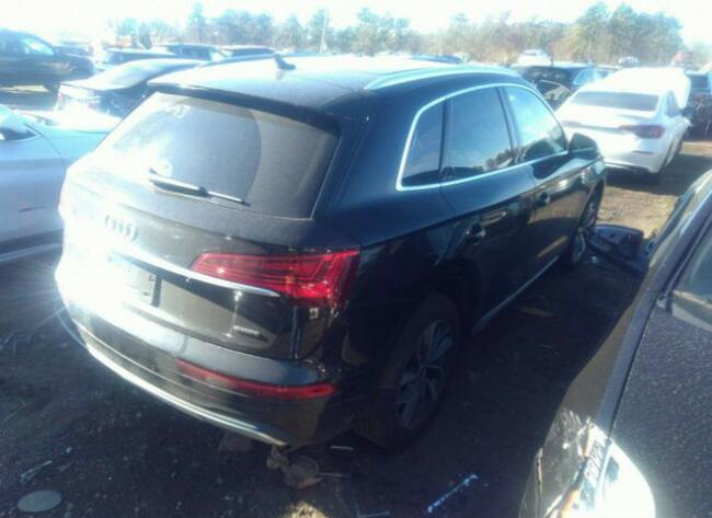 Audi Q5 2021, 2.0L, 4x4, od ubezpieczalni