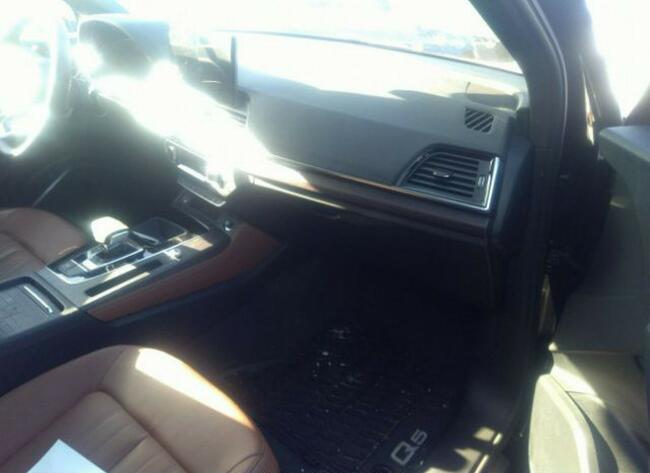 Audi Q5 2021, 2.0L, 4x4, od ubezpieczalni