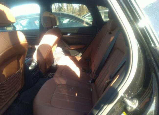 Audi Q5 2021, 2.0L, 4x4, od ubezpieczalni