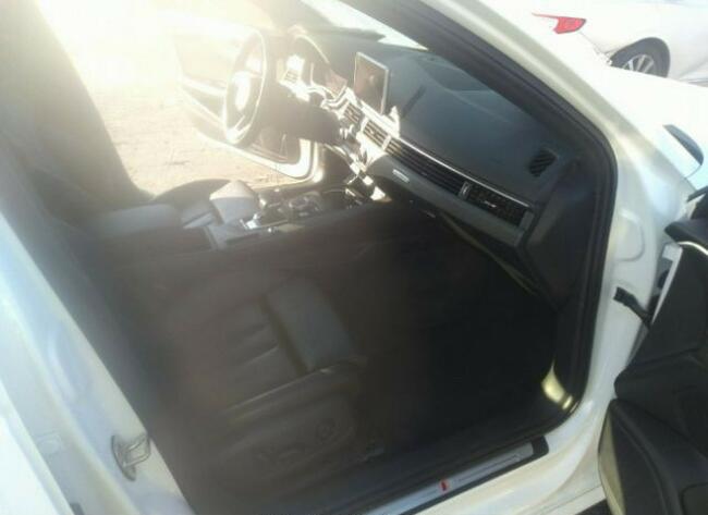 Audi A4 2017, 2.0L, 4x4, od ubezpieczalni