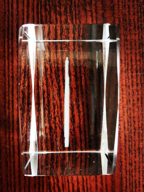 Kryształ z Papierzem 3D