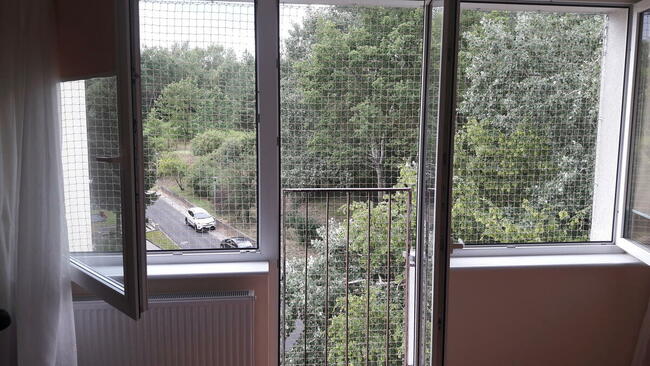 Siatka na balkon, siatka przeciw gołębiom, siatka na ptaki