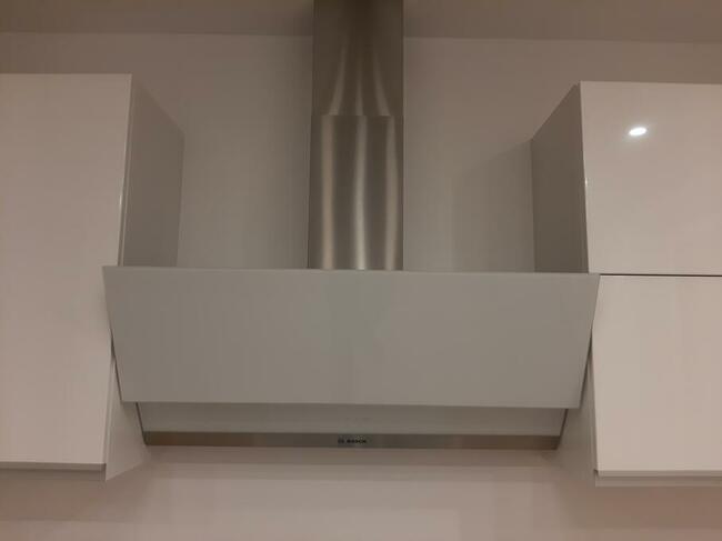 Sprzedam okap Bosch 90 cm Białe szkło