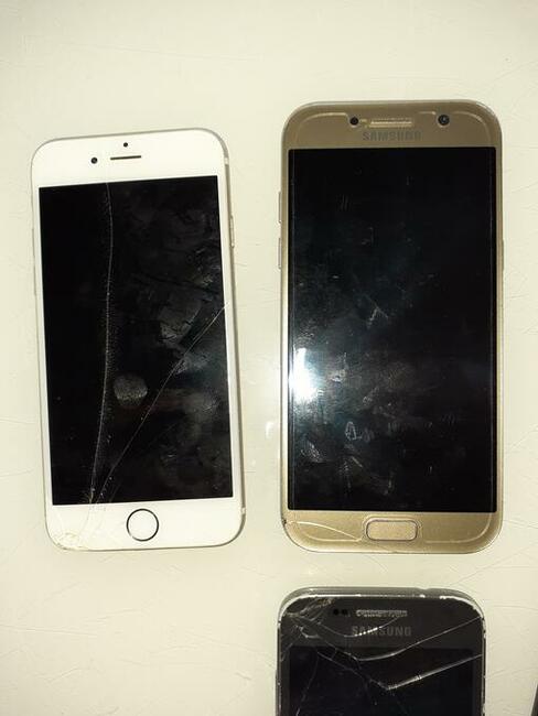 Uszkodzone telefony komórkowe