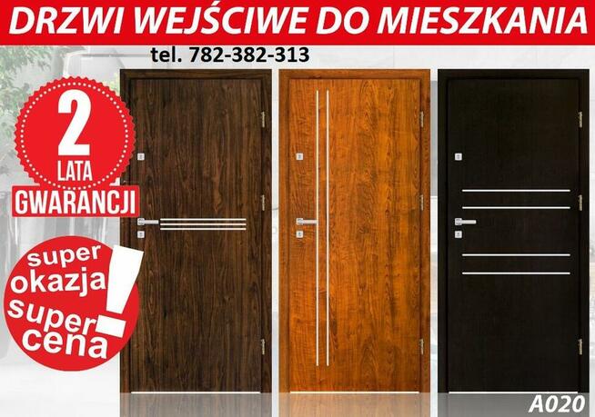 Wejściowe drzwi do mieszkania w bloku + montaż