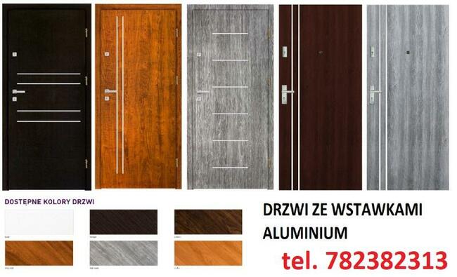 Wejściowe drzwi do mieszkania w bloku + montaż