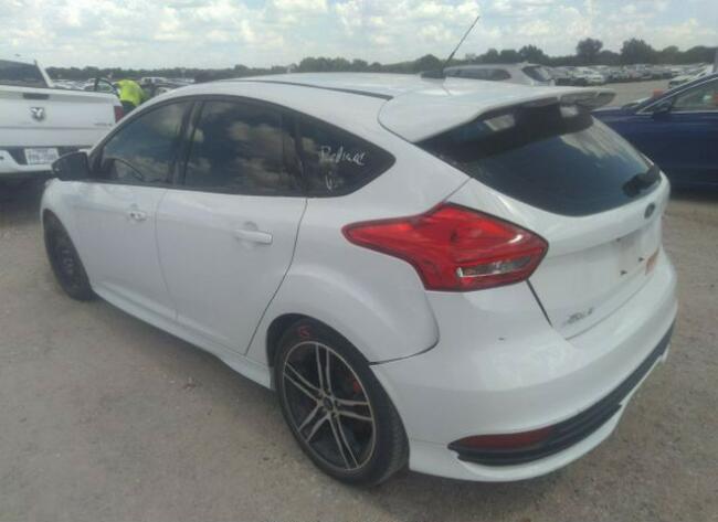 Ford Focus 2018, 2.0L, ST, po gradobiciu