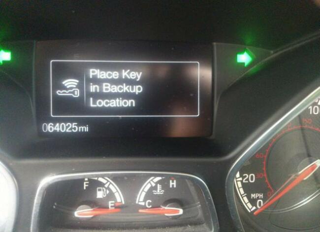 Ford Focus 2018, 2.0L, ST, po gradobiciu