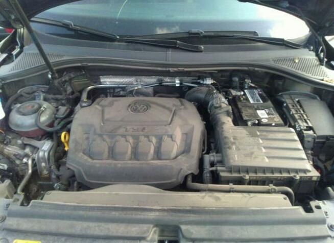 Volkswagen Tiguan 2020, 2.0L, SE, po kradzieży