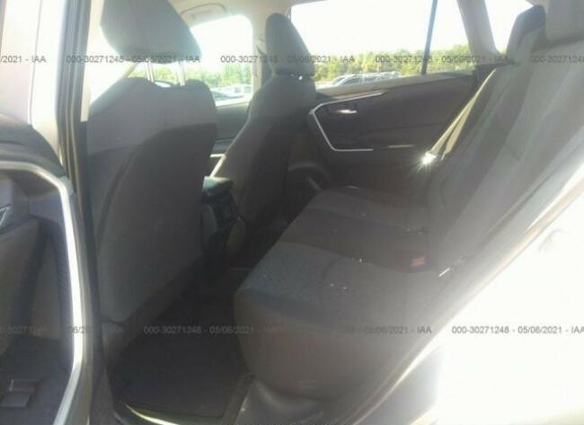 Toyota RAV-4 2020, 2.5L, XLE, po gradobiciu