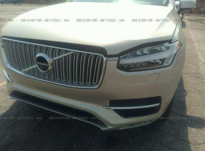 Volvo XC 90 2018, 2.0L, 4x4, po kradzieży