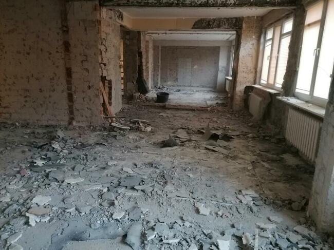 Podwykonawstwo wyburzenia rozbiórki kucie betonu , remont by